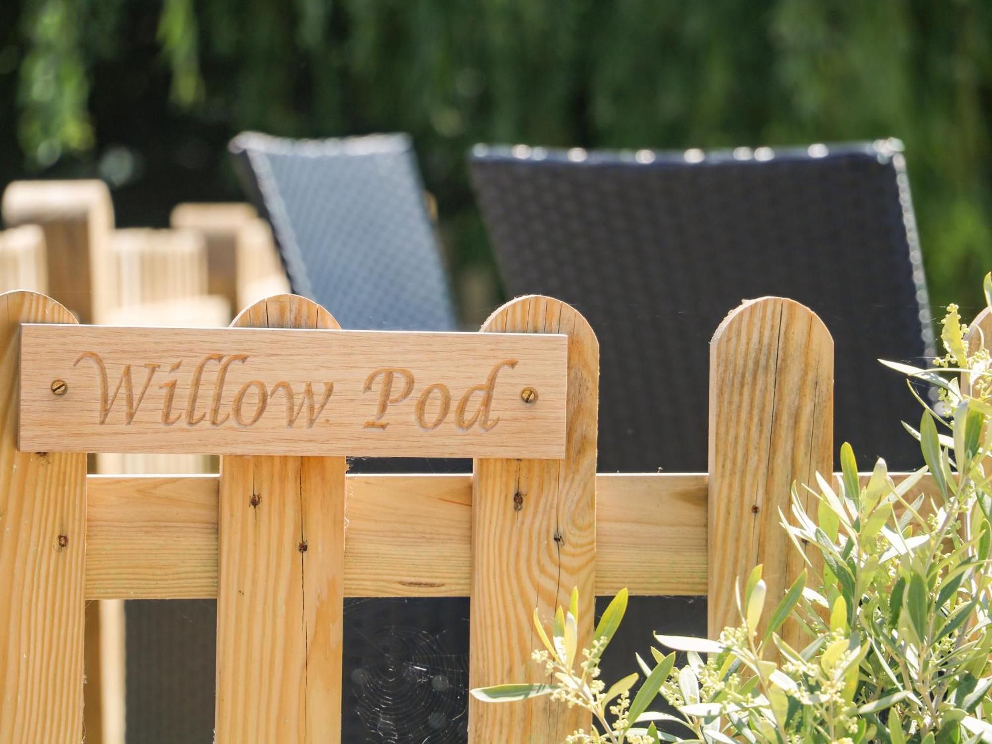 Willow Pod Ерандел Екстер'єр фото